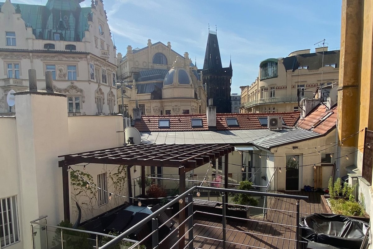 Art Nouveau Municipal House gallery image 3