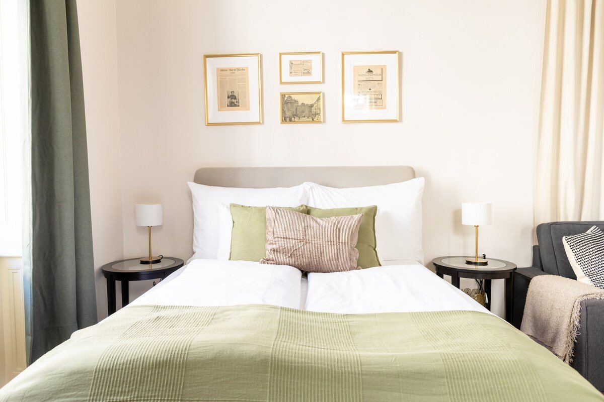 Fabulous five-room Apartment next to City Center gallery image 4