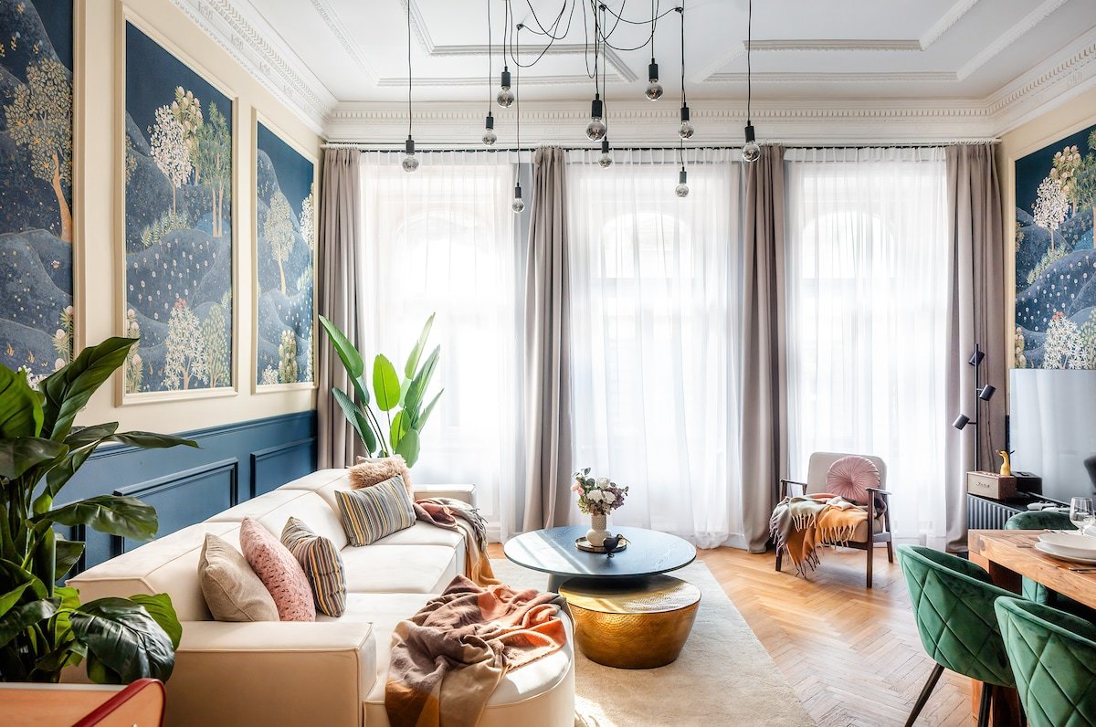 5BR+4.5Bath Royal Prague Residence gallery image 4