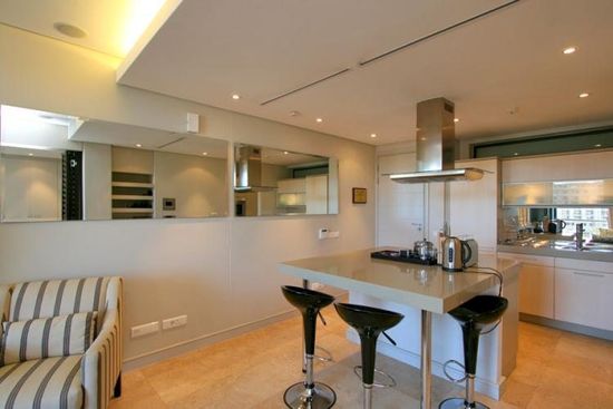 Photo 2 of Juliette 503 accommodation in V&A Waterfront, Cape Town with 1 bedrooms and 1 bathrooms