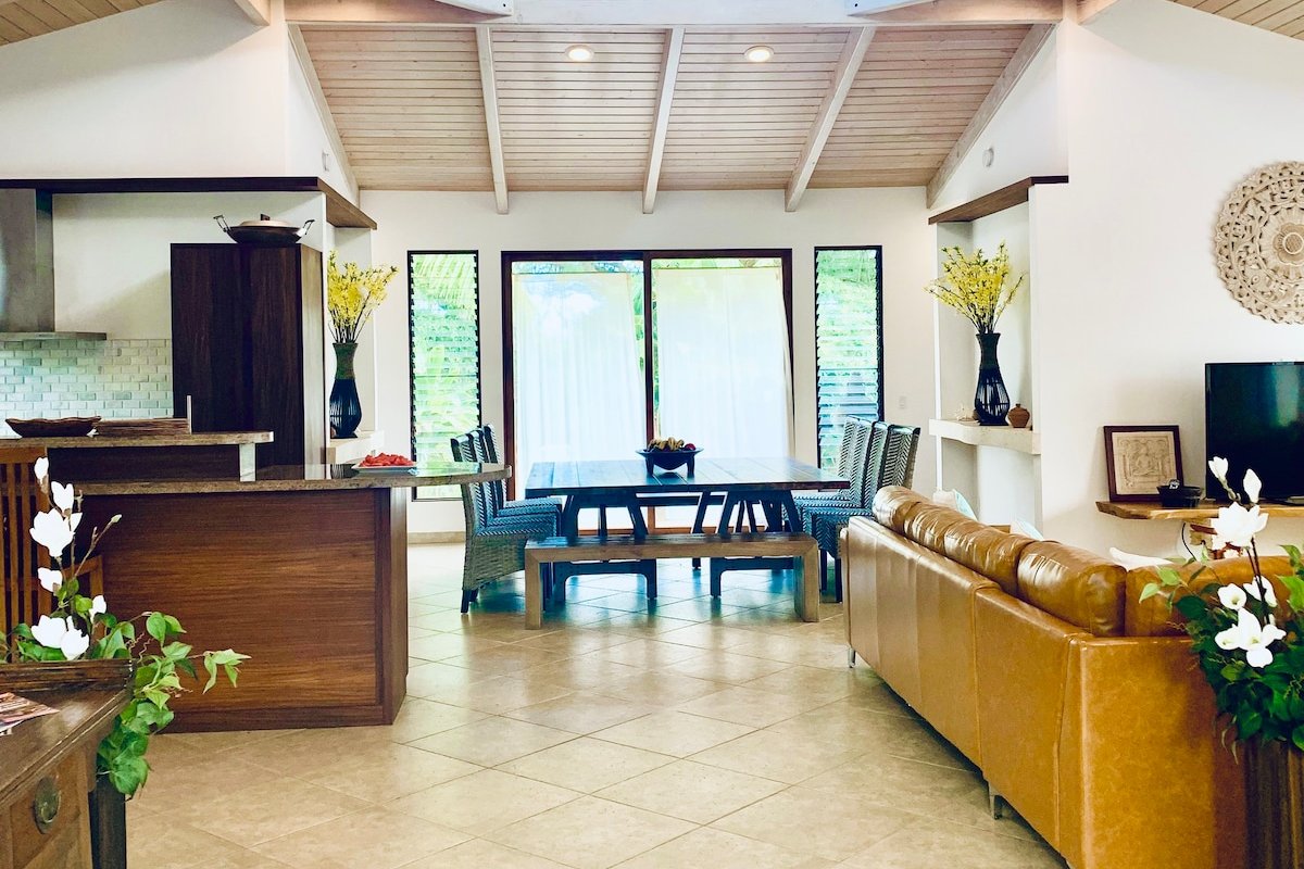 Poipu Estate: Walk to beach, Sleeps 8-16, AC, Pool gallery image 5