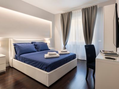 Firenze Rentals Luxury Ponte Vecchio II