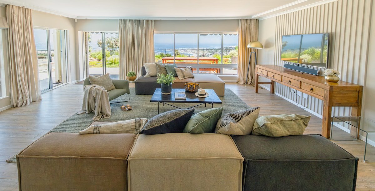 Villa 15 Woodford – Sea. Sky. Splash. gallery image 4