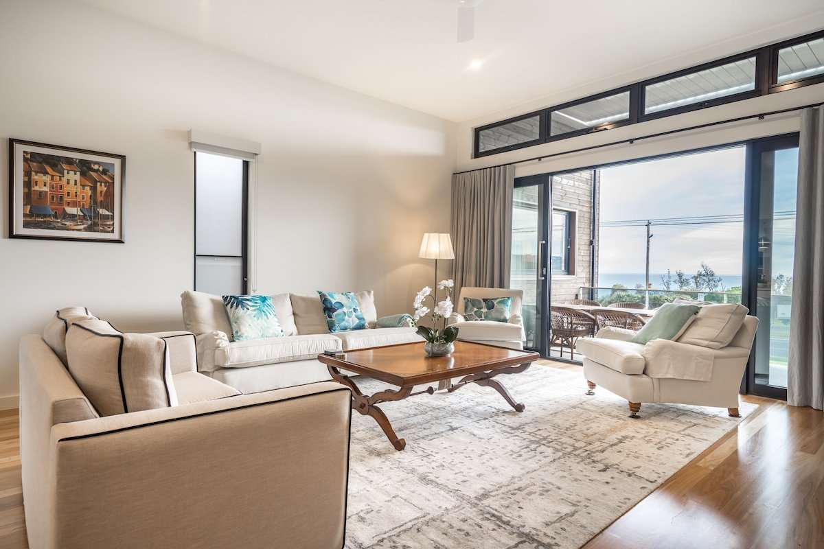 Dromana Luxury Beach Front – 4 Bedrooms gallery image 3