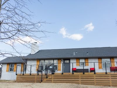 PERFECTLY LOCATED, SPACIOUS, & COMFORTABLE