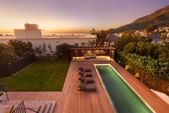 Slick Villa 25