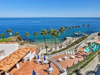 Oceanfront Villa with breathtaking views