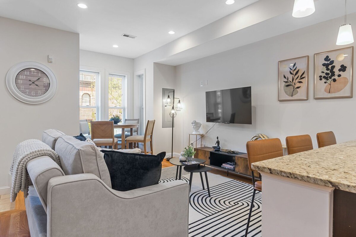 Convention Center~KingBed|Pet-#1 gallery image 4