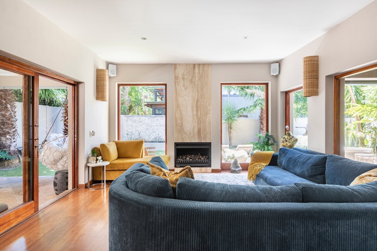 Mountain Views Villa gallery image 3