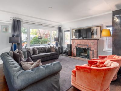 Spacious Palo Alto Home Near Downtown & Stanford