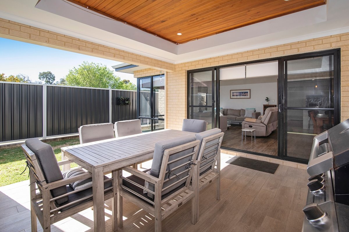 Tidal Wave Hideaway gallery image 4