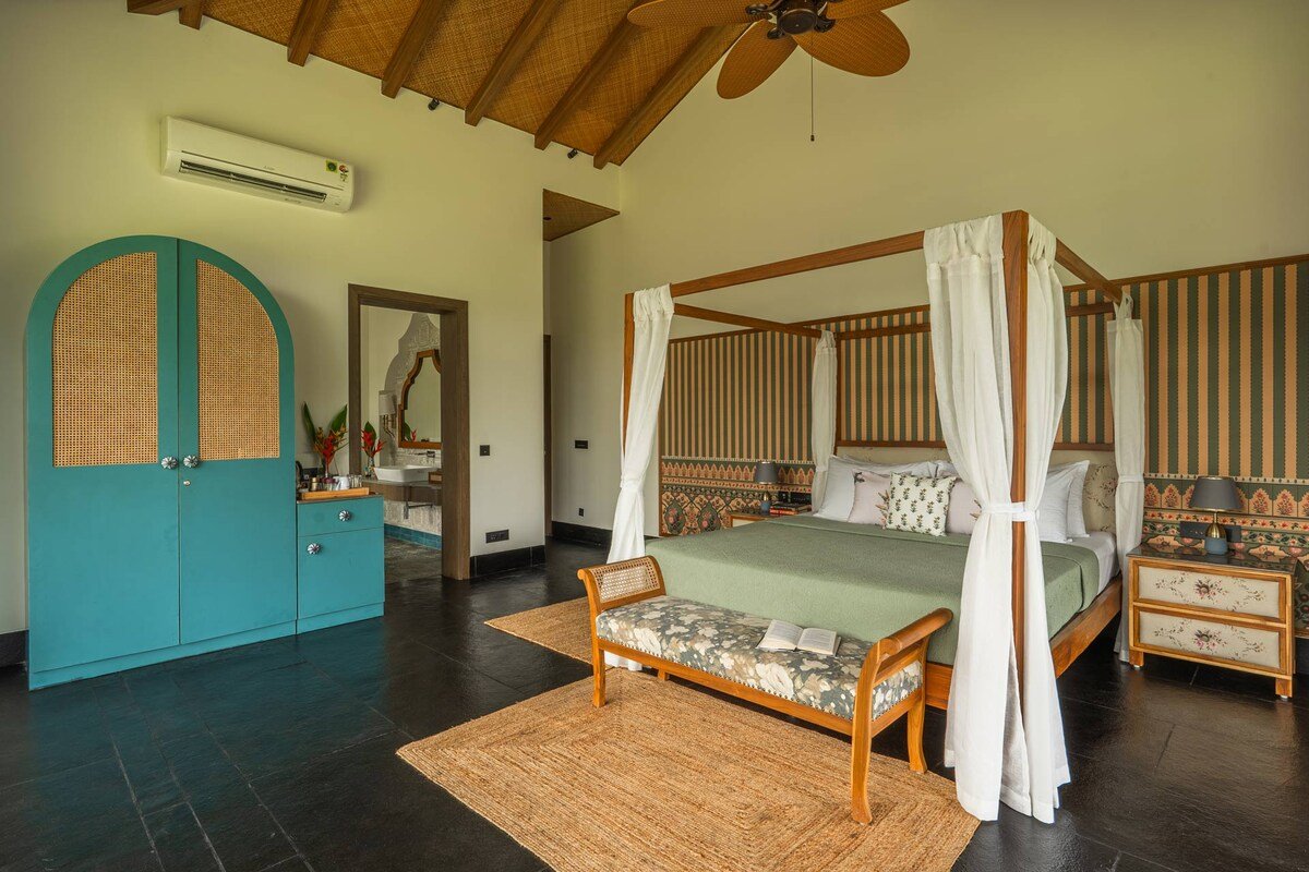 Ultra Lux Casa Dos Reis+Lawn+Pool+BBQ+Cook@Vagator gallery image 2