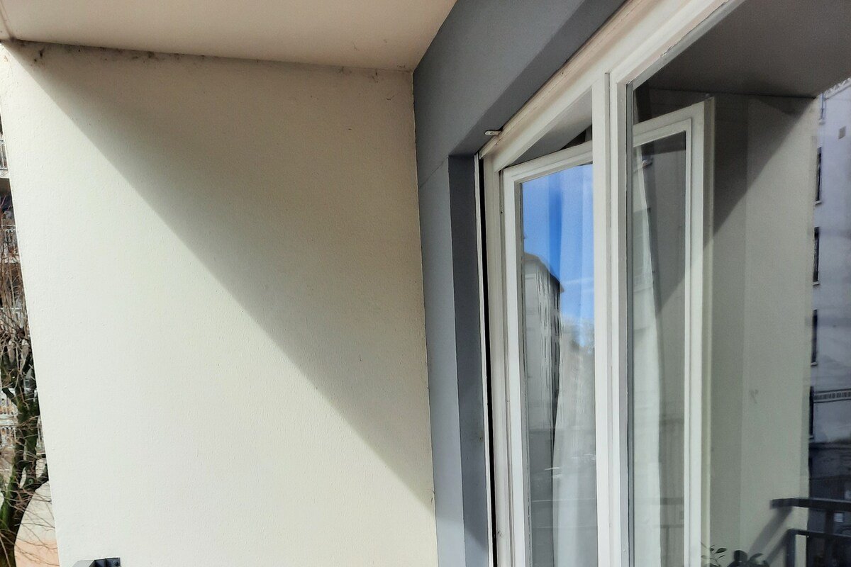 Guillaume Cityscape – ask for discount gallery image 3