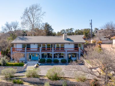 XL Private Home with Gameroom & Yard -Lake Travis
