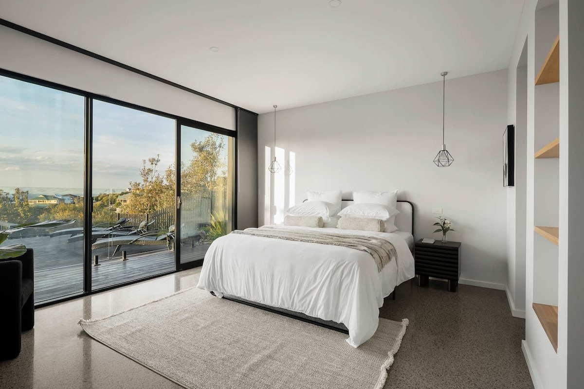 Valora | Luxury By The Bay gallery image 3