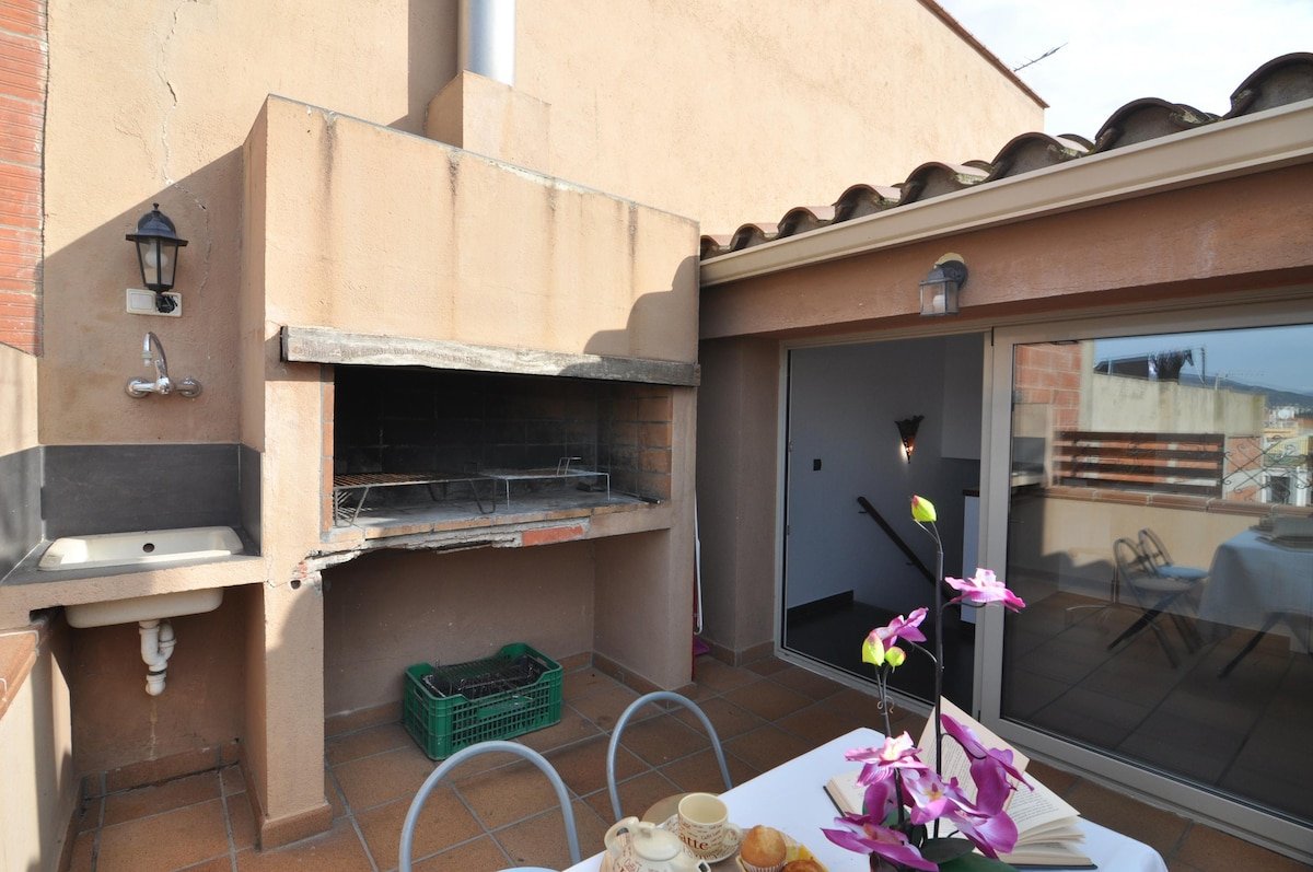 Spacious Apartment in Roses, Costa Brava! 4 Bedroo gallery image 5