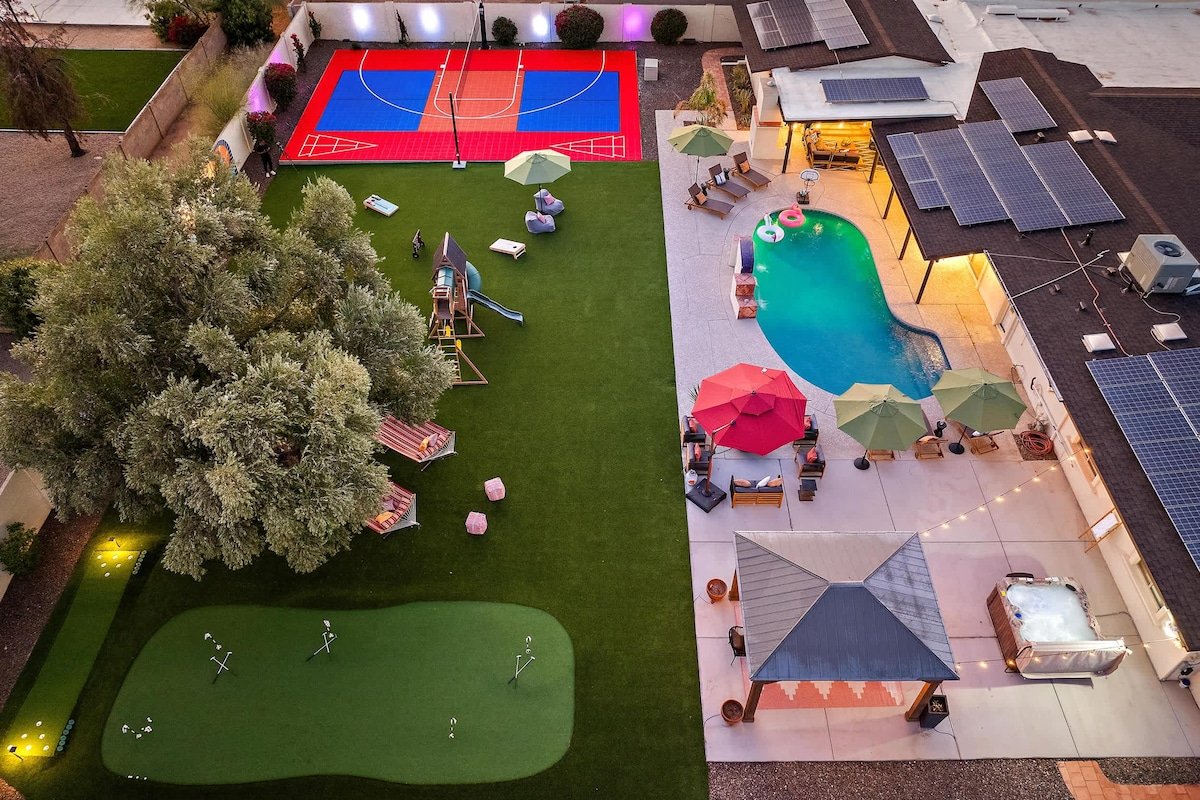 TOP Luxe BnB: 7BR | Pickleball Court | Heated Pool