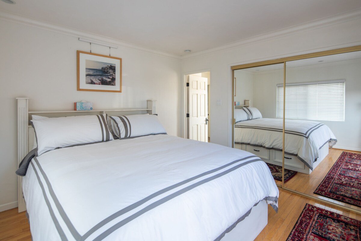 1920’s OCEAN VIEW Hermosa Beach Casita gallery image 4