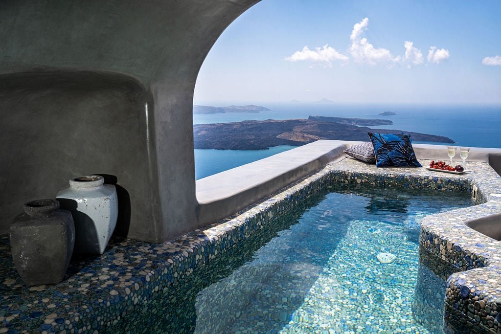 Ventus Paradiso Villa, Outdoor Heated Plunge Pool gallery image 5
