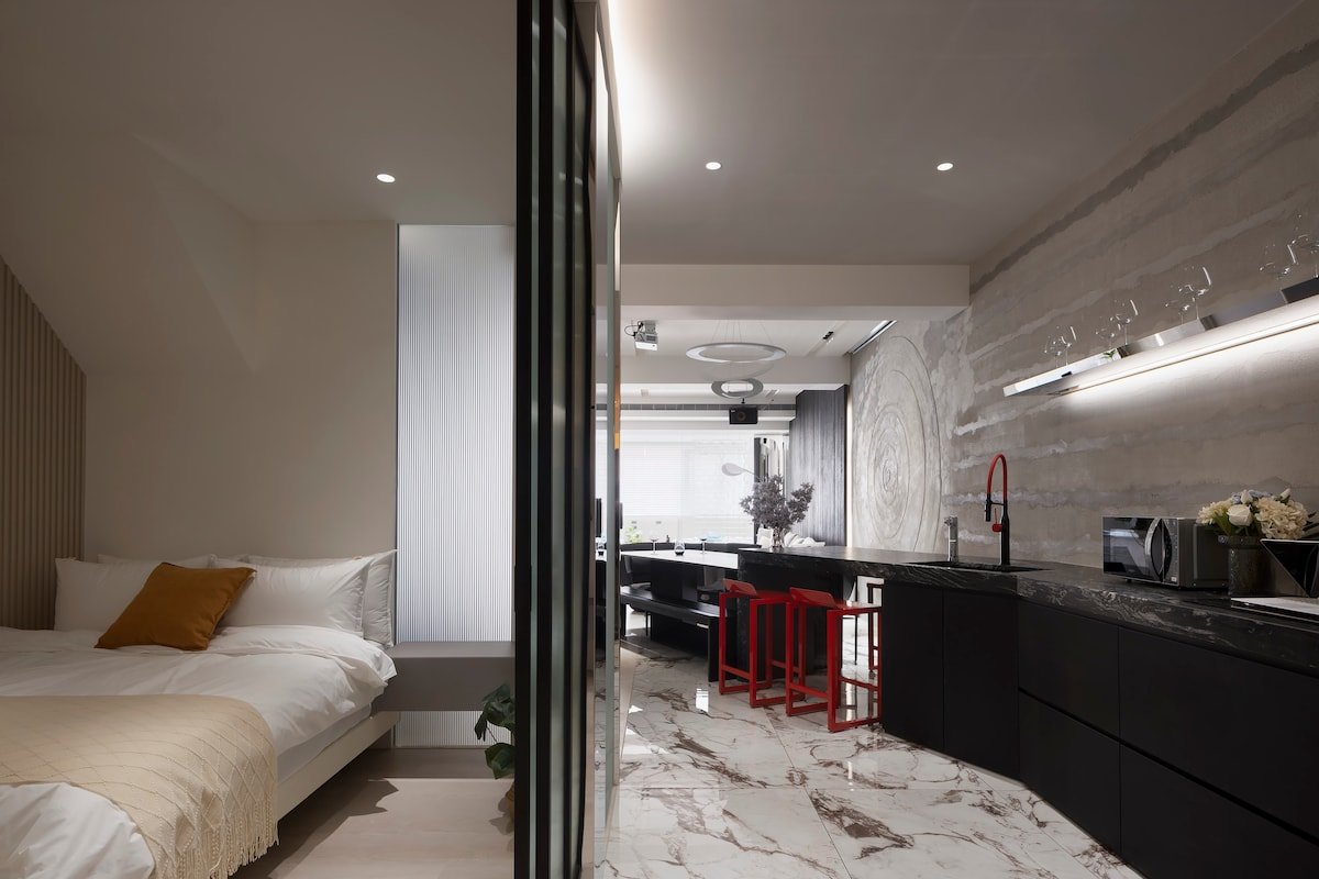 Silver /多人團體/大巨蛋/松山文創園區/捷運南京三民/九份直達巴士/佳德鳳梨酥/台北小巨蛋 gallery image 4