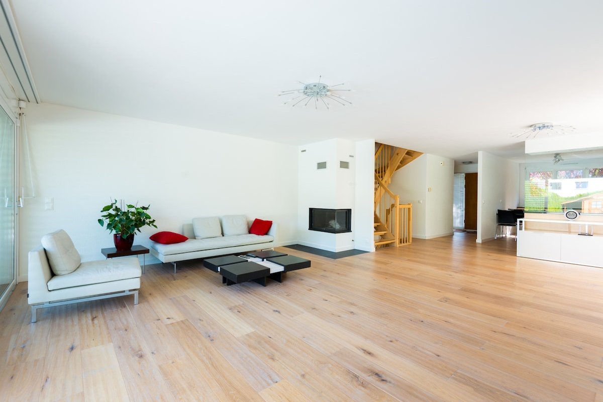 Magnificent villa in Geneva gallery image 2