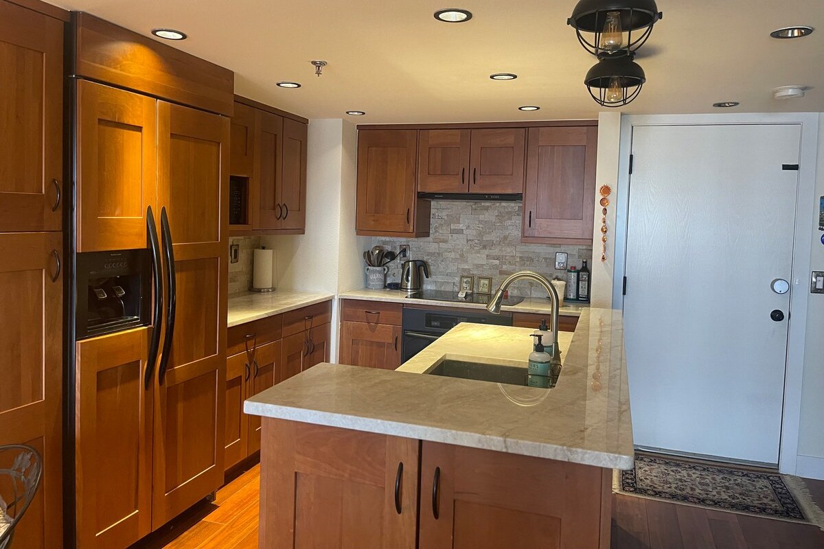 Luxury Condo with Mountain Views gallery image 4