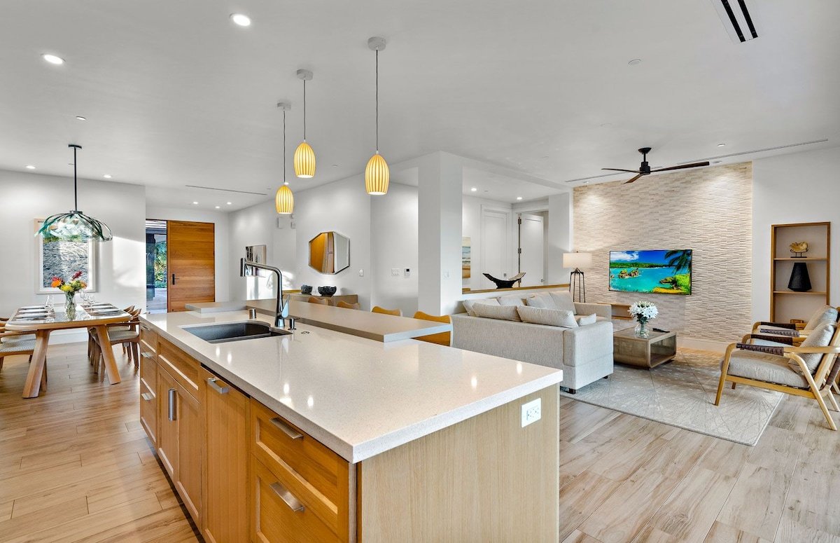 Maui Resort Rentals: Luana Garden Villas 16B gallery image 5