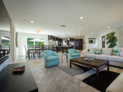 Large Private Home-Gorgeous Remodel-Well Equipped