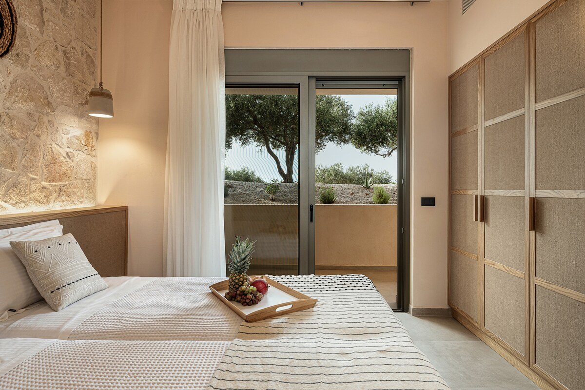 Peaceful Melissa Villas, Luxury, 2 pools, 5 BR, seaview, BBQ gallery image 5