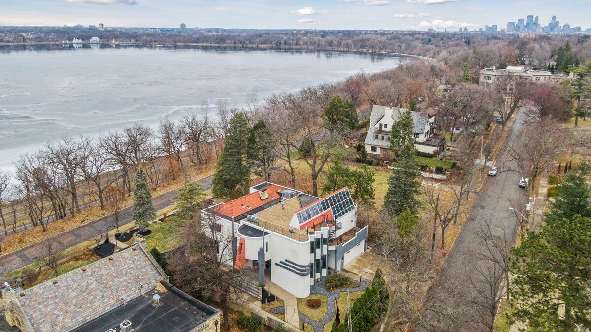 Harriet’s Hideaway gallery image 3