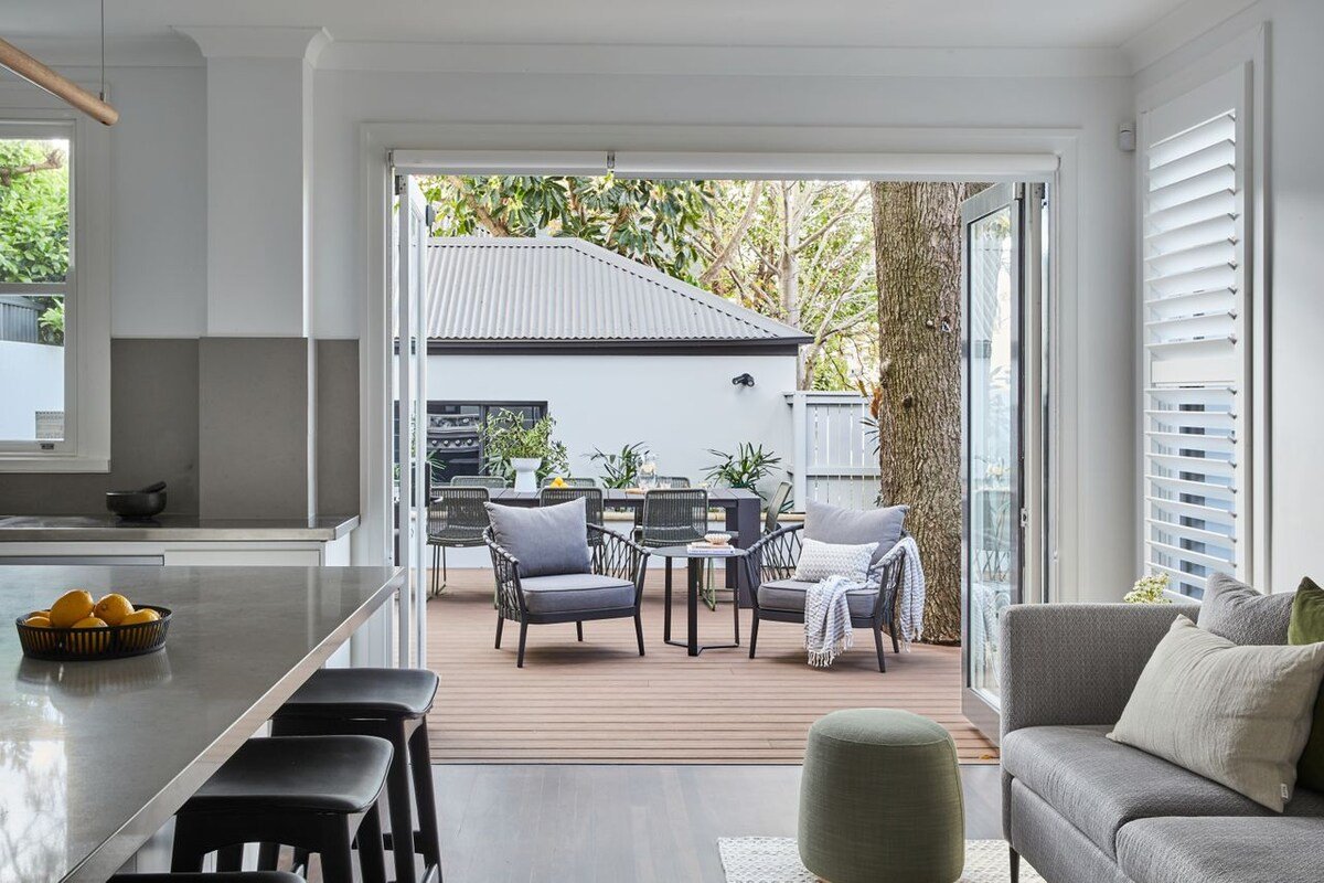 The Darling gallery image 3