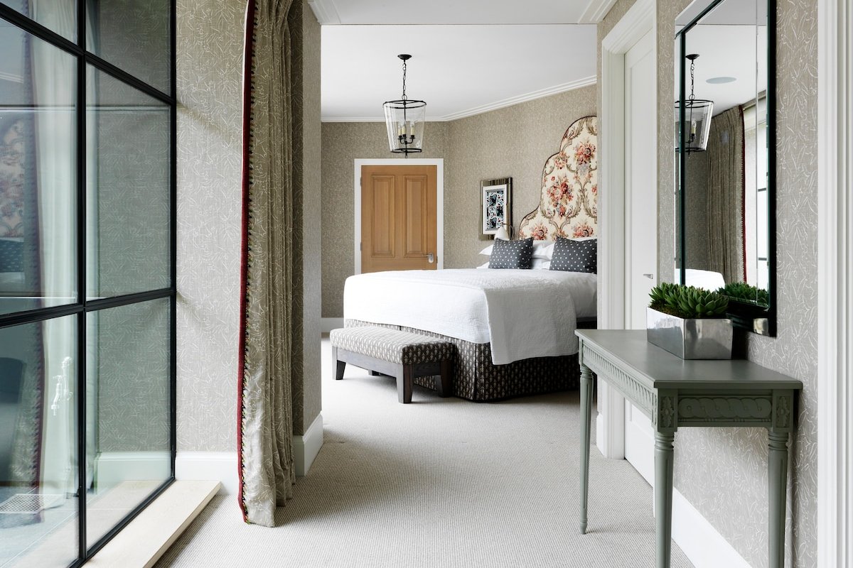 Two Bedroom Residence gallery image 2