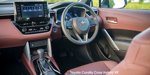 TOYOTA COROLLA CROSS 1.8 GR-S HYBRID - 35 