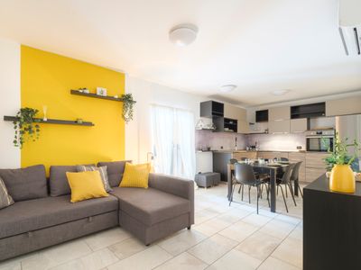 [Style and Comfort in the Heart of the City]