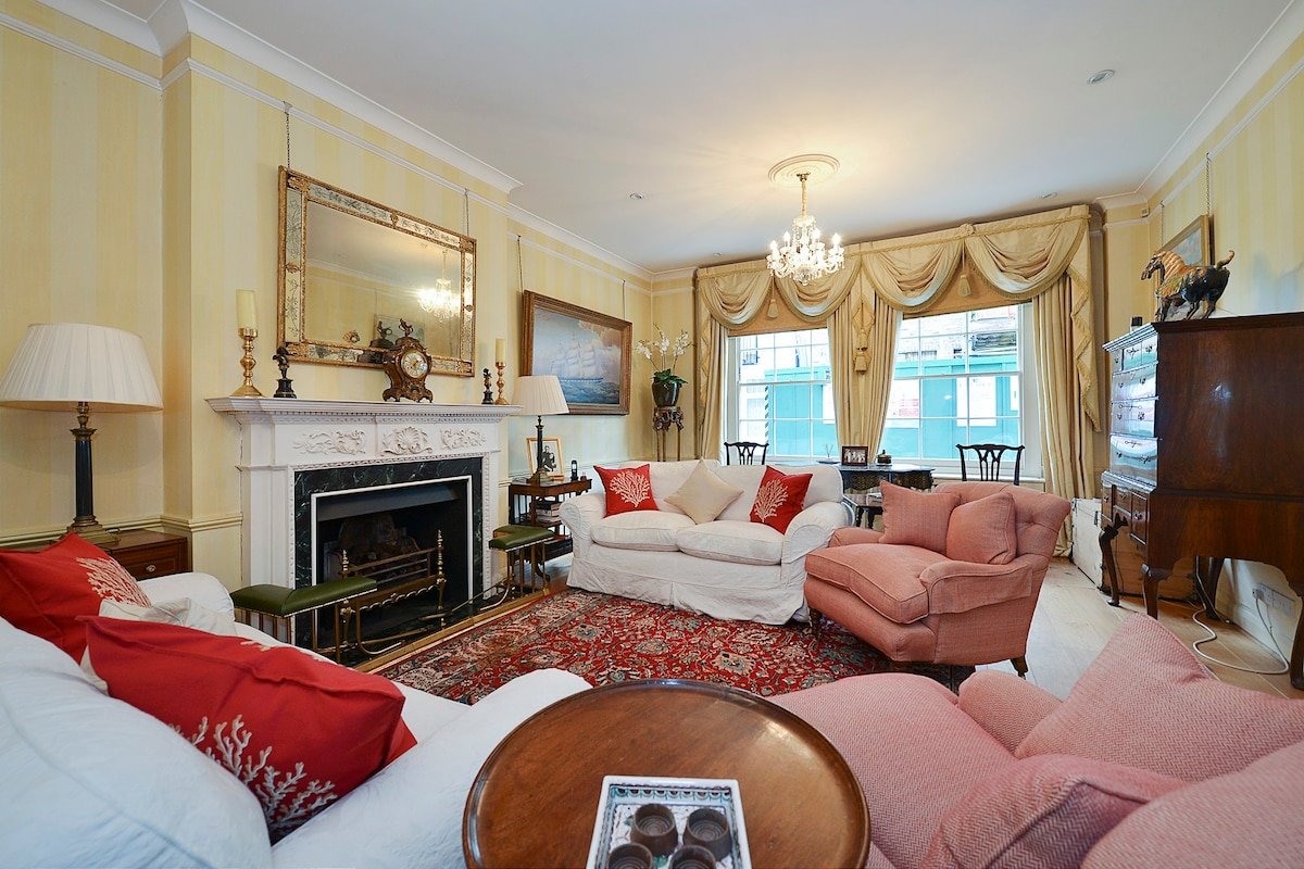 5 Bedroom Mews House, Knightsbridge gallery image 4