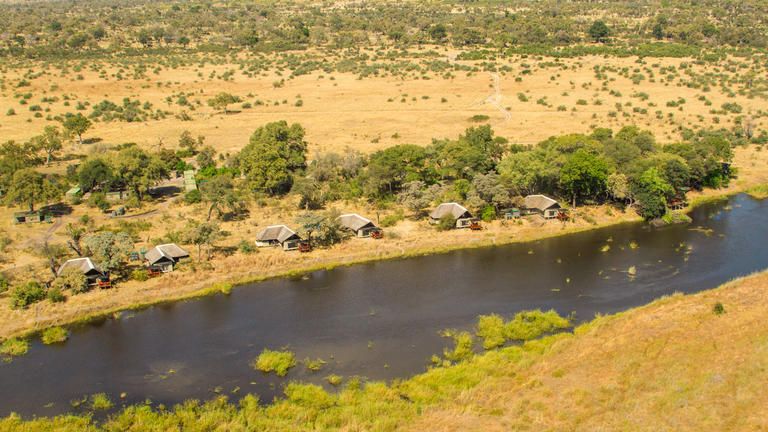Lagoon Camp - Lagoon aerial view