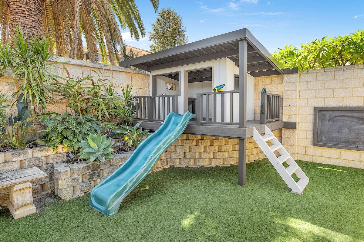 Coastal Luxe: Pool, Sauna, Kids Paradise gallery image 5