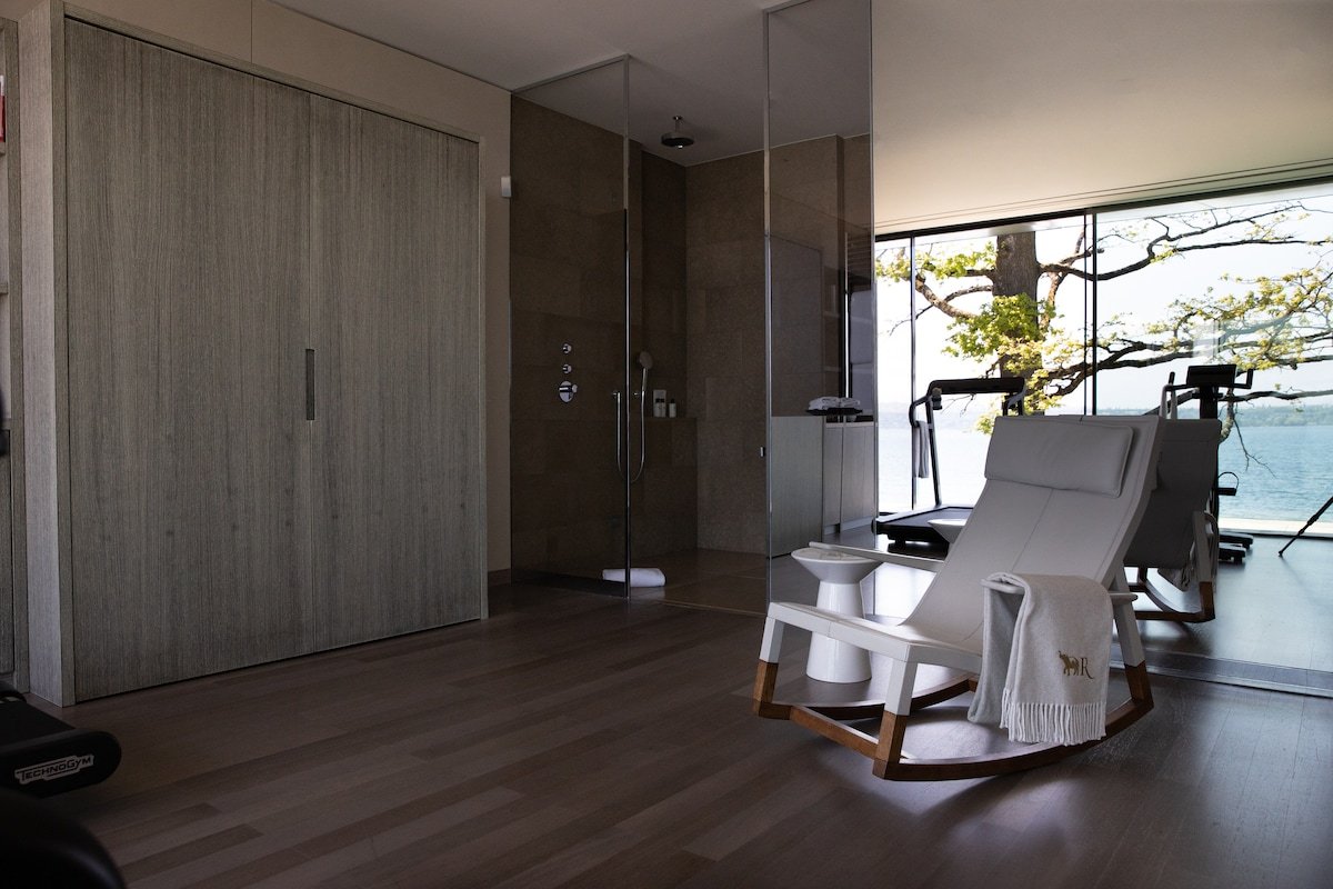 Luxury Villa on Lake Geneva gallery image 4