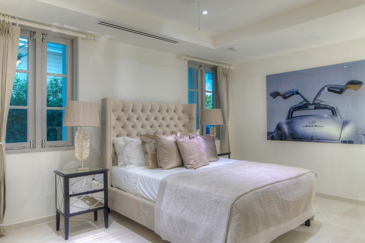 The Villa at St. James gallery image 4