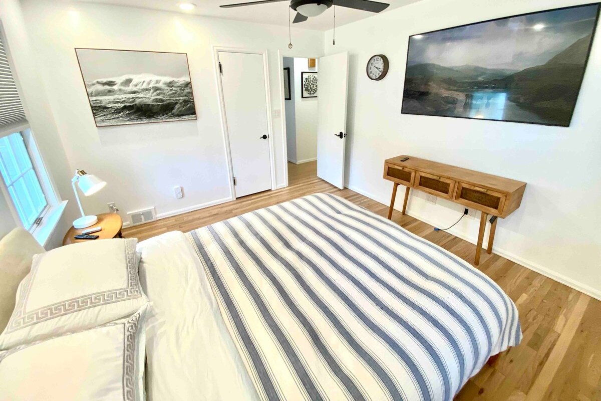 / Sauna Garden Getaway 1943 SUNY Eagle Hill gallery image 5