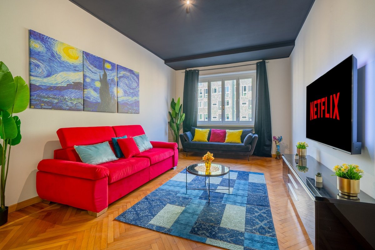 Milano Centrale- Ampio apt. con 3 camere da letto gallery image 2