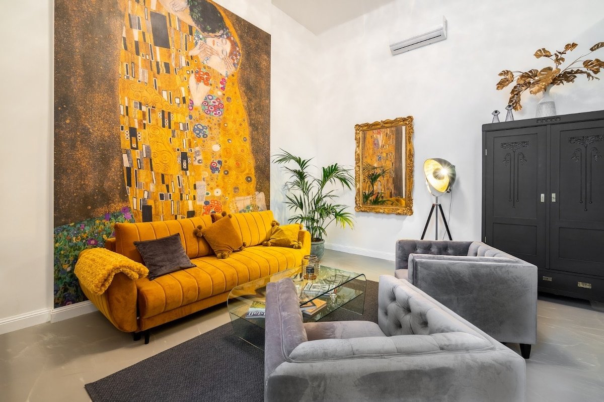 Loft “Der Kuss” im Zentrum Wiens gallery image 2