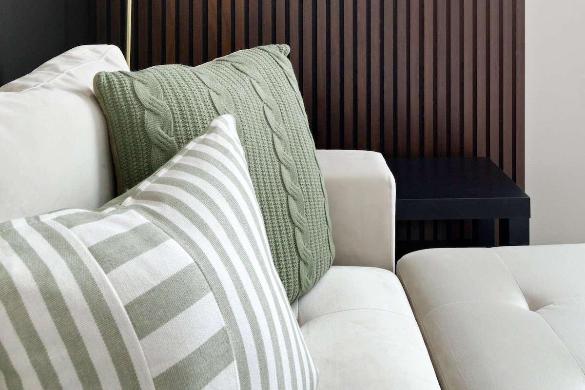 Best Seattle Views | Space Needle & Lake | Parking gallery image 5