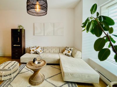 St-Denis street, Modern, 2BR/1 BTH