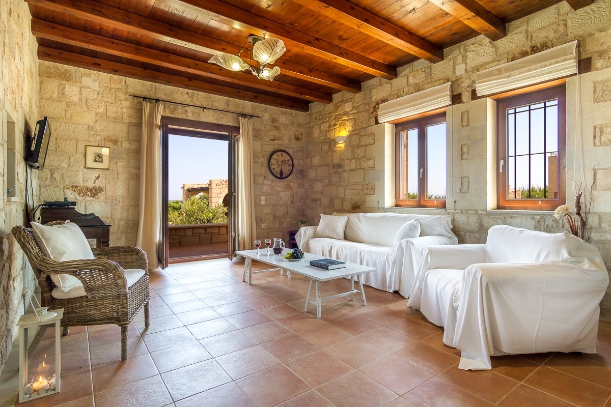 Stone Built villa w/Private Pool, BBQ 30m to Beach gallery image 5