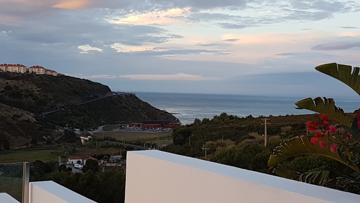 Great property with sea view and infinity pool gallery image 5