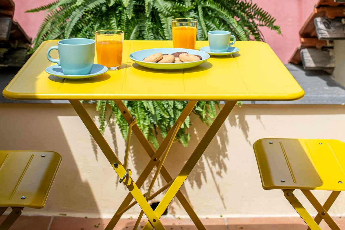 Les MaisONs Apartment B gallery image 5