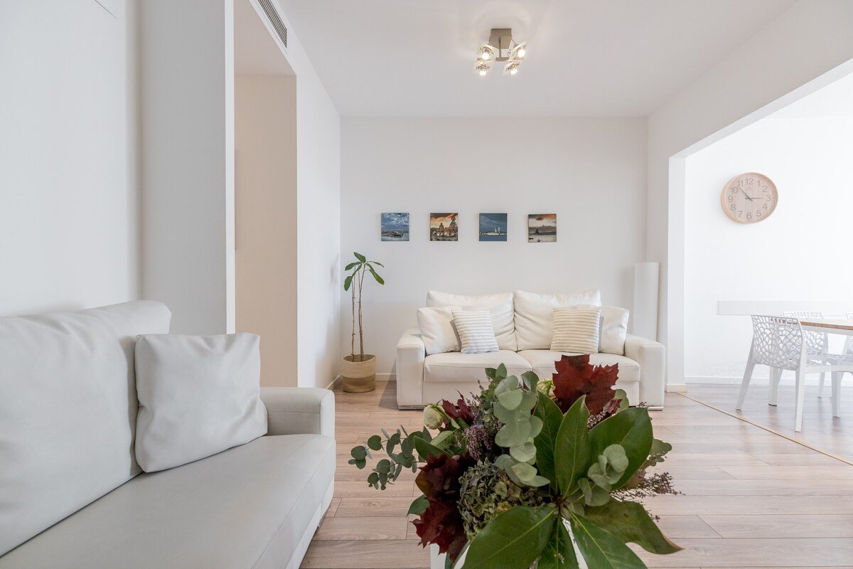 Superior 4 Bedroom Apartment – (B5,1,2,3,4) gallery image 5