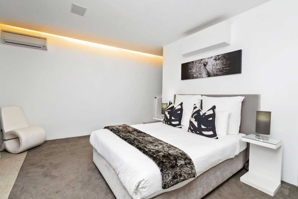 3 Bed Penthouse / Infinity Pool / No Loadshedding gallery image 2