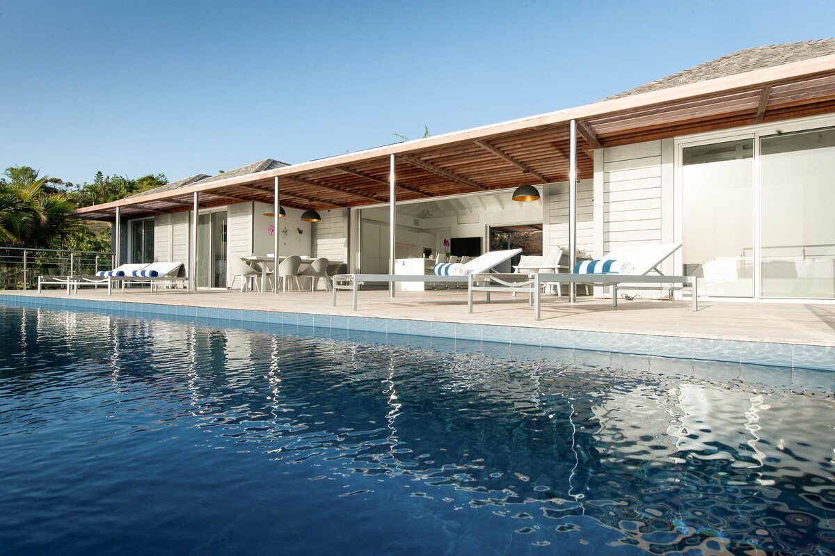 Pointe Milou gallery image 3